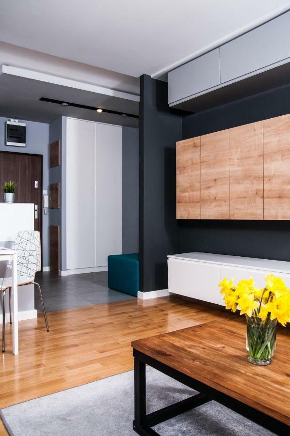 Center Rooms Ilumino Лодзь Экстерьер фото